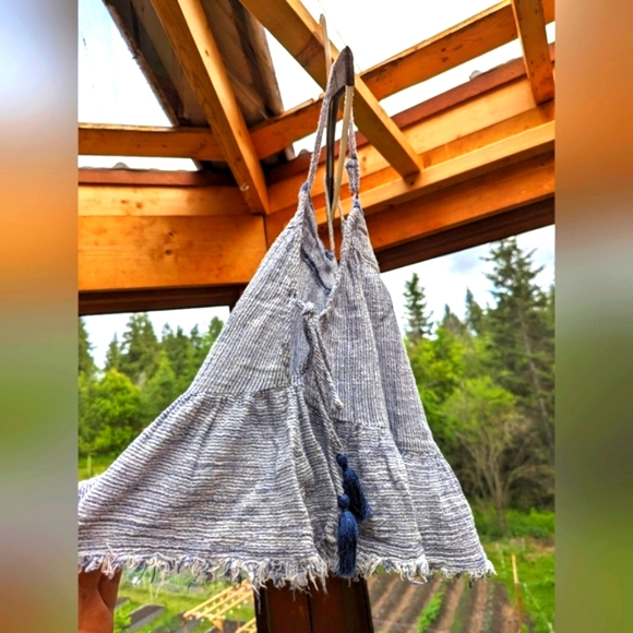 Cropped swing peplum cami - Picture 4 of 5